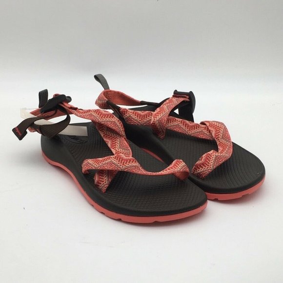 girls chaco sandals